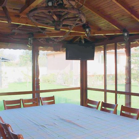Ezerets Guest House Anita エクステリア 写真