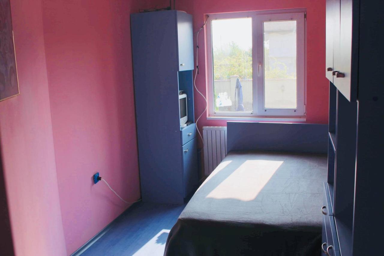 Ezerets Guest House Anita エクステリア 写真